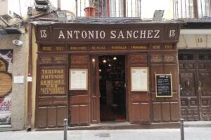 THC Tirso Molina Hostel