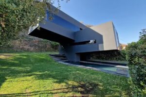 The Black Line House