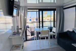 The Houseboat C&aacute;diz El Puerto