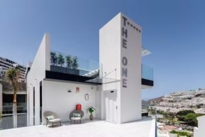 The One Luxury Apartments 5*