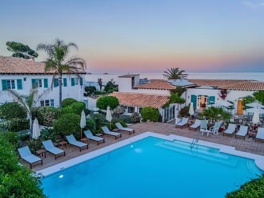 The Sea Club