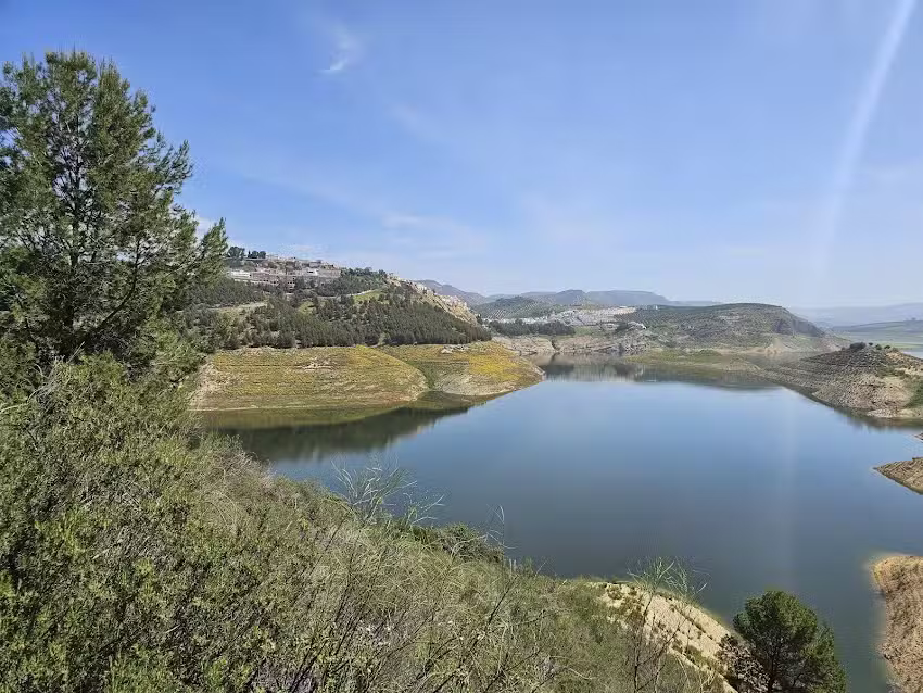 The Townhouse, Izn&aacute;jar