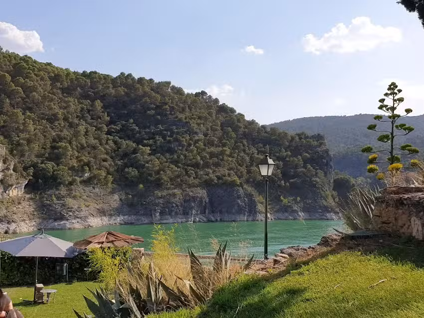 Tu Hotel Rural- Hotel Isla Entrepe&ntilde;as