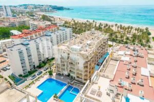 UHC NOVELTY APARTMENTS