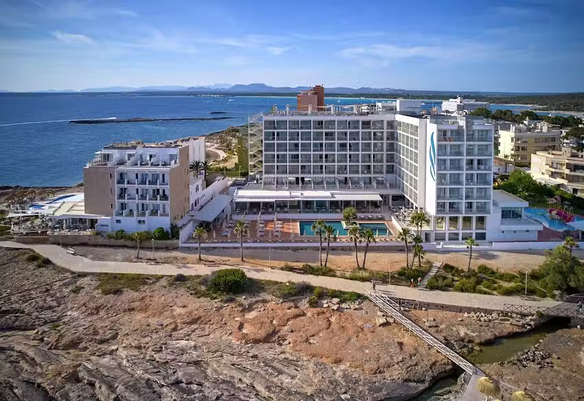 Universal Hotel Rom&aacute;ntica