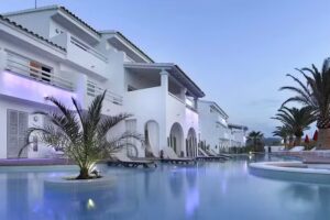 Ushuaïa Ibiza Beach Hotel