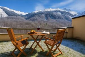 Vall Fosca – Apartamento con espectaculares vistas y jardín privado