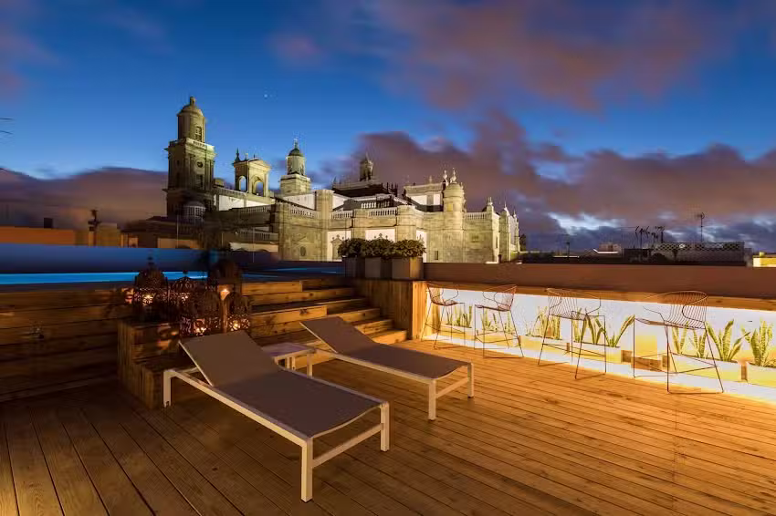 VEINTIUNO Emblematic Hotels Adults Only