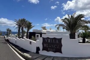 VILLA BLANCA