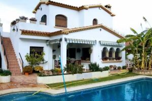 VILLA BLANCA B&B Factory Room