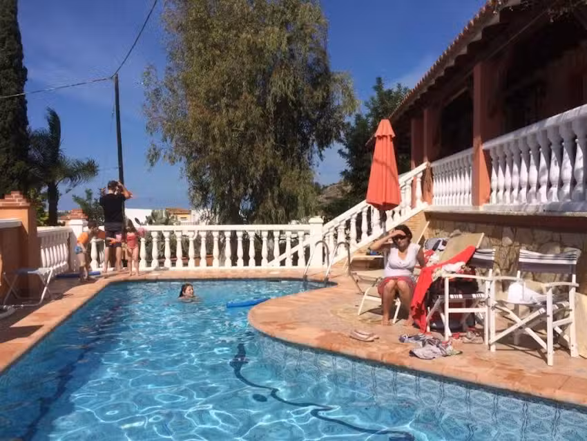 Villa climatis&eacute;e, piscine