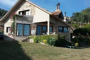 Villa con vistas a la r&iacute;a de Vigo, Domaio(Galicia)