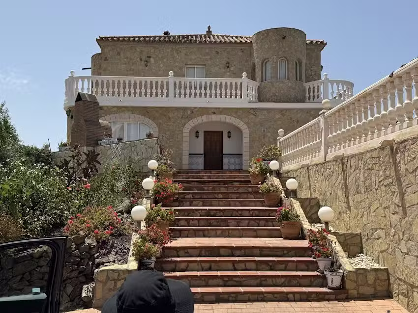 Villa El Castillo by Smile House Rentals