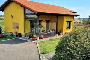 Villa El Tac&iacute;n De Villaviciosa