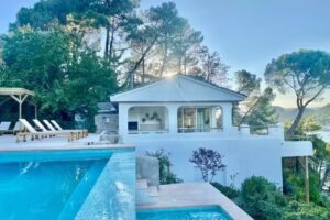 VILLA EXCLUSIVA EN PANTANO DE SAN JUAN