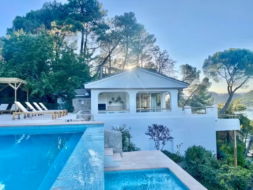 VILLA EXCLUSIVA EN PANTANO DE SAN JUAN