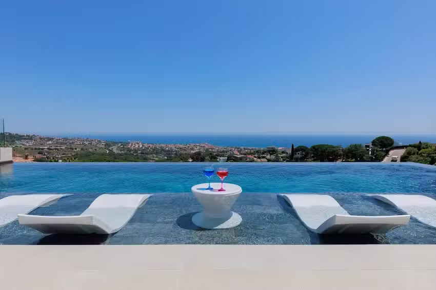 Villa Infinity- Barcelona