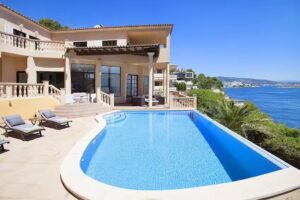 Villa Juan Carlos | Luxury Seafront Villa in Mallorca