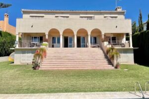 Villa Los Lirios &ndash; EaW Homes