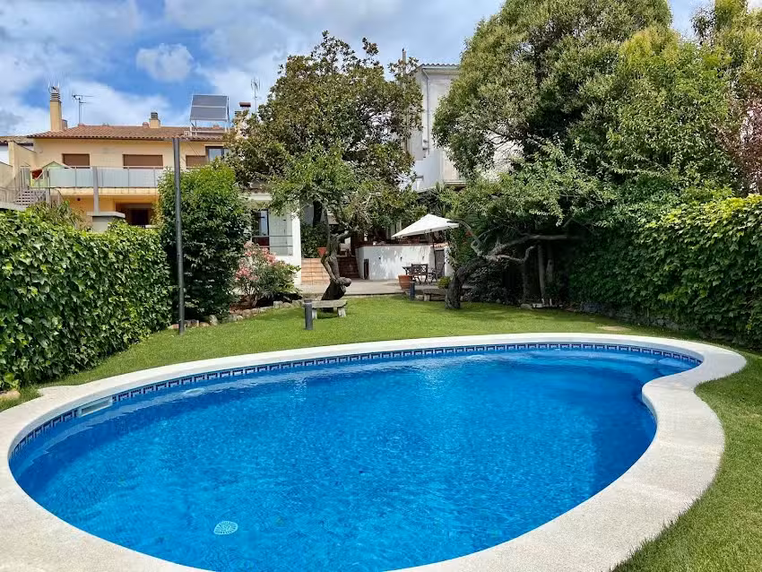 Villa Magn&ograve;lia (Vidreres)