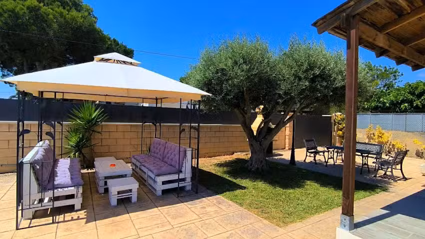 Villa N&uacute;ria Tres Calas alquiler tur&iacute;stico