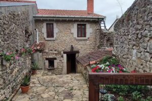 Villa R&iacute;a de San Martin