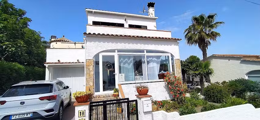 Villa Val&eacute;rie