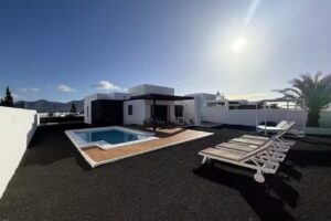Villalia – Villas Playa Blanca