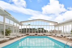 Vintage Hotel Mercedes