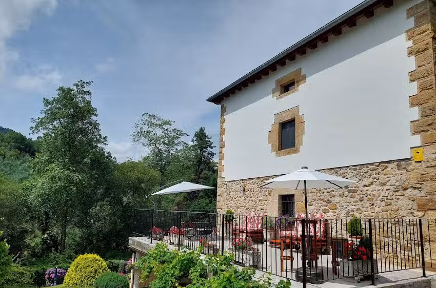 Vivienda Rural &ndash; Apartamentos La Cueva &ndash; Cantabria