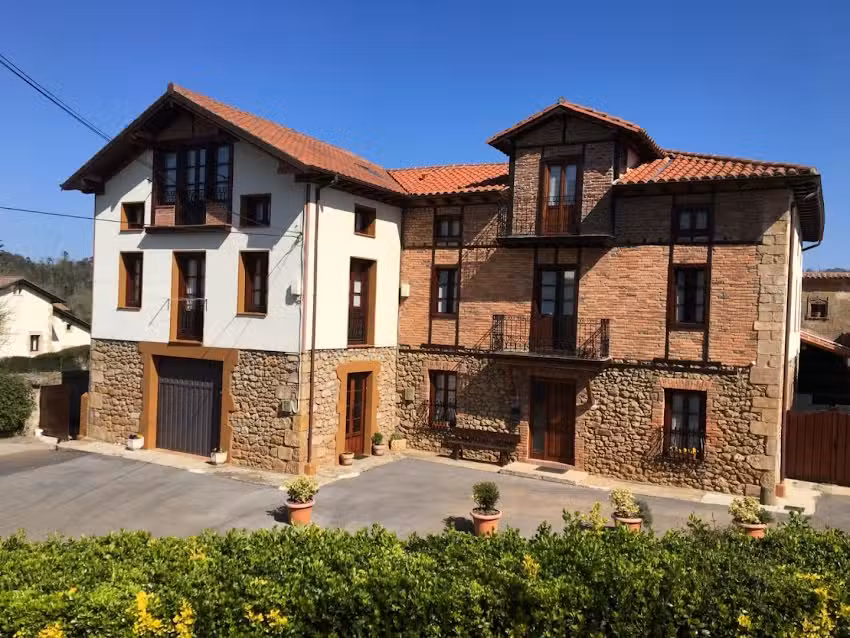 VIVIENDAS LOS LIMONEROS &ndash; Apartamentos en Cantabria