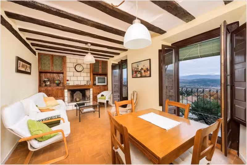 Viviendas tur&iacute;sticas Elaya