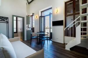 VLC HOST &ndash; Reina 168