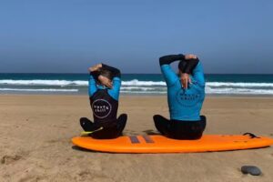 WAVE & CHILL House and Surfschool | Surfcamp | Daily surf lessons El cotillo