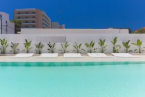 White Apartments &ndash; Adults Only