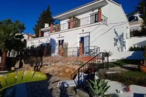 White Village Boutique