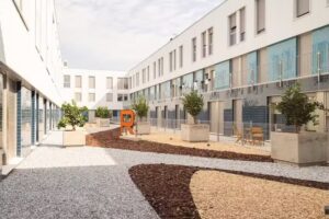 Yugo Valencia Arc &ndash; Residencia de Estudiantes