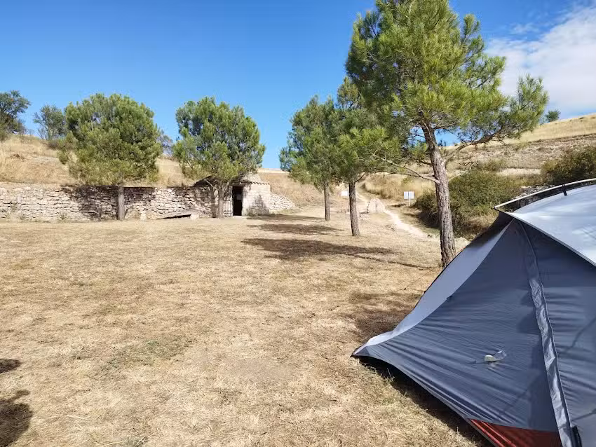 Zona de Acampada &laquo;Ermita de Santa Br&iacute;gida&raquo;