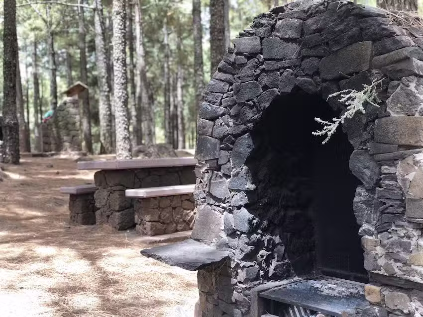 Zona de acampada Llanos de la Pez